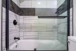 303 Cedarhill Dr, Marble Falls, TX 78654 - Photo 17