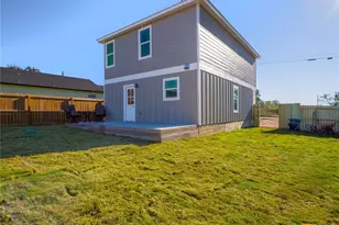 303 Cedarhill Dr, Marble Falls, TX 78654 - Photo 19