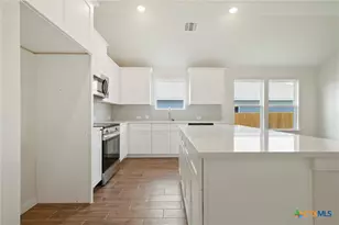 814 Waylon Cir, Killeen, TX 76542 - Photo 17