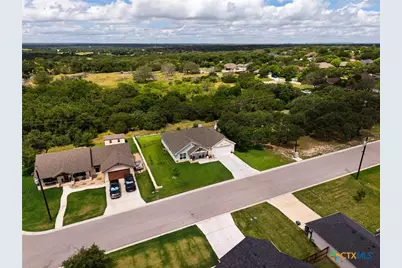1610 Badger Lane, Lampasas, TX 76550 - Photo 37