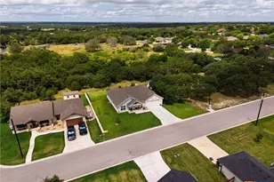 1610 Badger Ln, Lampasas, TX 76550 - Photo 37