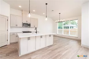 1301 Rylee Ln, Salado, TX 76571 - Photo 9