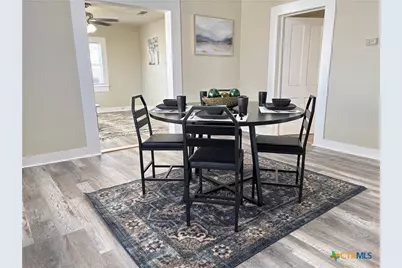 1316 N Olive Street, Seguin, TX 78155 - Photo 13