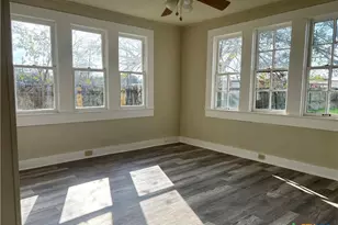 1316 N Olive St, Seguin, TX 78155 - Photo 25