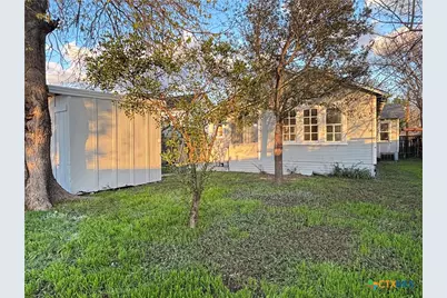 1316 N Olive Street, Seguin, TX 78155 - Photo 31