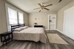 1316 N Olive St, Seguin, TX 78155 - Photo 19