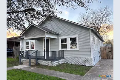 1316 N Olive Street, Seguin, TX 78155 - Photo 1