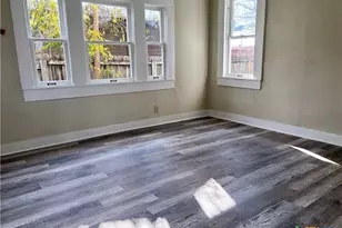 1316 N Olive St, Seguin, TX 78155 - Photo 23