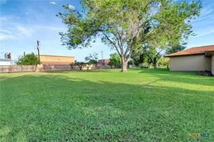 919 Eden Roc St, Victoria, TX 77904 - Photo 31