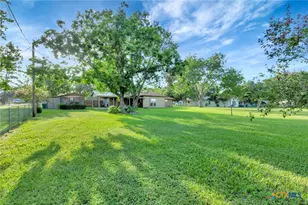 919 Eden Roc St, Victoria, TX 77904 - Photo 35