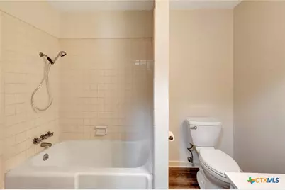 919 Eden Roc Street, Victoria, TX 77904 - Photo 15