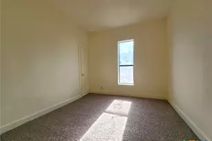 209 S 27th St, Temple, TX 76504 - Photo 19