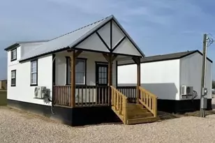 281 County Rd 251, Matagorda, TX 77414 - Photo 1