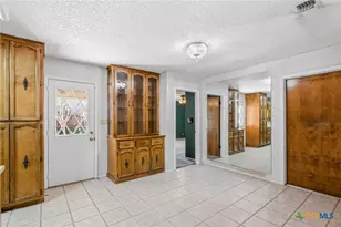 105 Chesapeake Ave, Victoria, TX 77904 - Photo 9