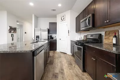 313 Northshore Trail, New Braunfels, TX 78130 - Photo 5