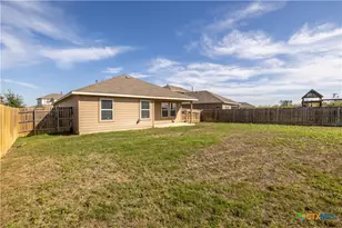 313 Northshore Trail, New Braunfels, TX 78130 - Photo 17