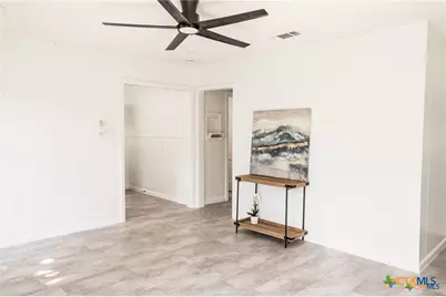 1004 E Buena Vista Avenue, Victoria, TX 77901 - Photo 7