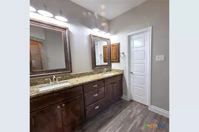 131 Flint Circle, Canyon Lake, TX 78133 - Photo 9