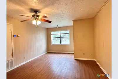 906 N Lbj Drive #6, San Marcos, TX 78666 - Photo 9