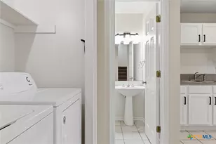 115 Crest Dr Dr, San Marcos, TX 78666 - Photo 7