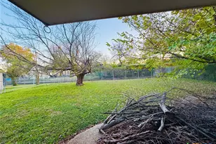 2126 Brookshire, Arlington, TX 76010 - Photo 11