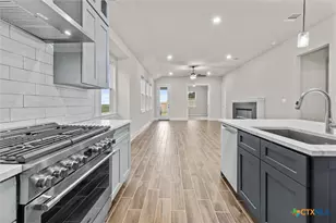 8507 Pine Muhly Dr, Lago Vista, TX 78645 - Photo 13