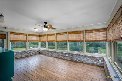 960 Twin Oaks Drive, New Braunfels, TX 78130 - Photo 9