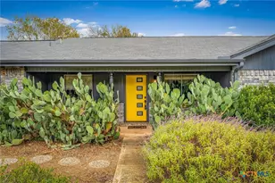 960 Twin Oaks Dr, New Braunfels, TX 78130 - Photo 3