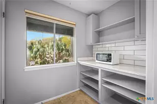 960 Twin Oaks Dr, New Braunfels, TX 78130 - Photo 13