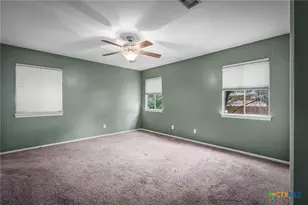 960 Twin Oaks Dr, New Braunfels, TX 78130 - Photo 21