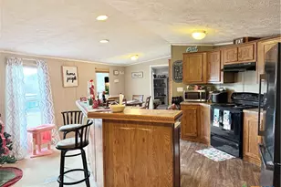 107 Dallas St, Goliad, TX 77963 - Photo 11