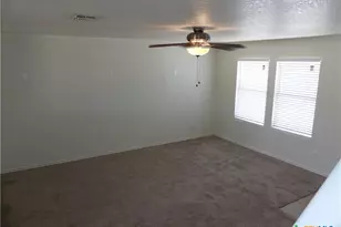 664 Northern Lights Dr, New Braunfels, TX 78130 - Photo 3