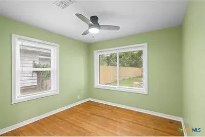 1003 Fern Lane, Victoria, TX 77904 - Photo 21