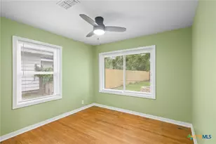 1003 Fern Ln, Victoria, TX 77904 - Photo 21