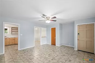 1003 Fern Ln, Victoria, TX 77904 - Photo 17