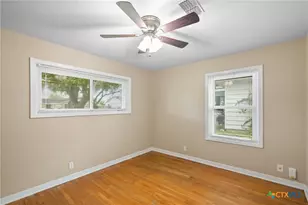 1003 Fern Ln, Victoria, TX 77904 - Photo 23