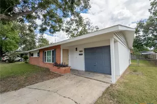 1003 Fern Ln, Victoria, TX 77904 - Photo 3