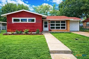 3401 Redwood Dr, Victoria, TX 77901 - Photo 1