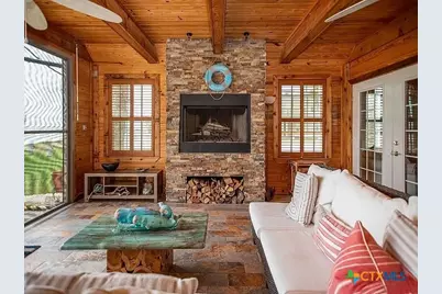 112 Wedig Street, Port Lavaca, TX 77979 - Photo 7