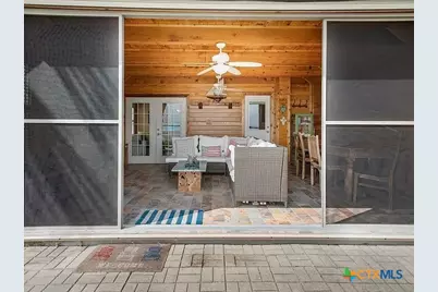 112 Wedig Street, Port Lavaca, TX 77979 - Photo 5