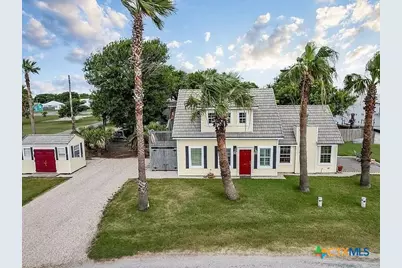 112 Wedig Street, Port Lavaca, TX 77979 - Photo 1