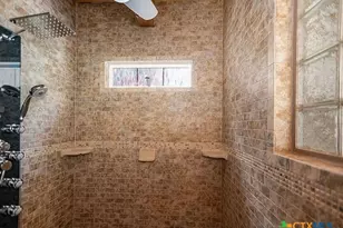 112 Wedig St, Port Lavaca, TX 77979 - Photo 19