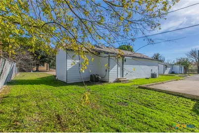 311 & 315 Smith Street, Belton, TX 76513 - Photo 3