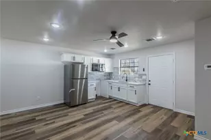 311 & 315 Smith St, Belton, TX 76513 - Photo 25