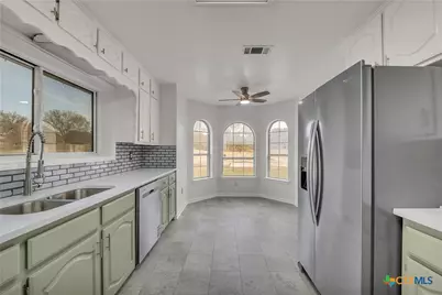 553 Lonesome Oak Drive, Copperas Cove, TX 76522 - Photo 5