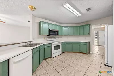 513 Bond Street, Copperas Cove, TX 76522 - Photo 7