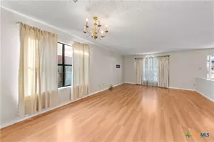 513 Bond St, Copperas Cove, TX 76522 - Photo 7