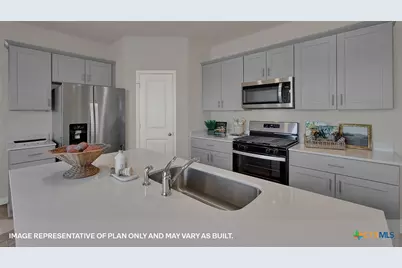 136 Raymondville Path, San Marcos, TX 78666 - Photo 17