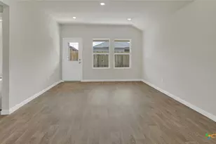 105 Morning Side Grv, San Marcos, TX 78666 - Photo 13