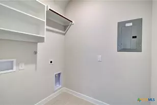 2518 White Daisy Hl, Converse, TX 78109 - Photo 5